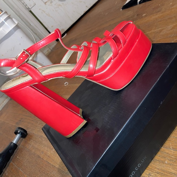 Red Platform Heels - Picture 3 of 5